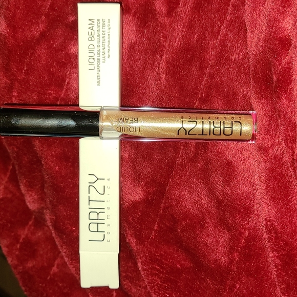 LARITZY LIQUID BEAM in shade topaz - Picture 5 of 5